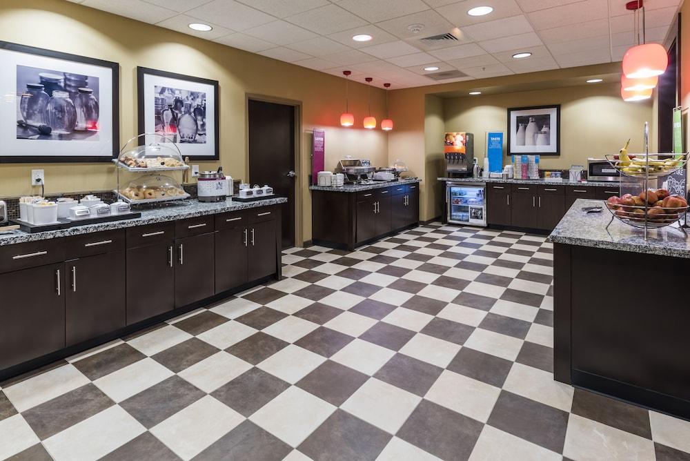 Hampton Inn & Suites Salt Lake City-University/Foothill Drive Экстерьер фото