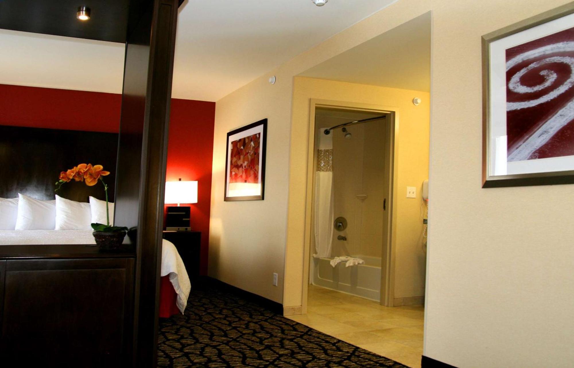 Hampton Inn & Suites Salt Lake City-University/Foothill Drive Экстерьер фото