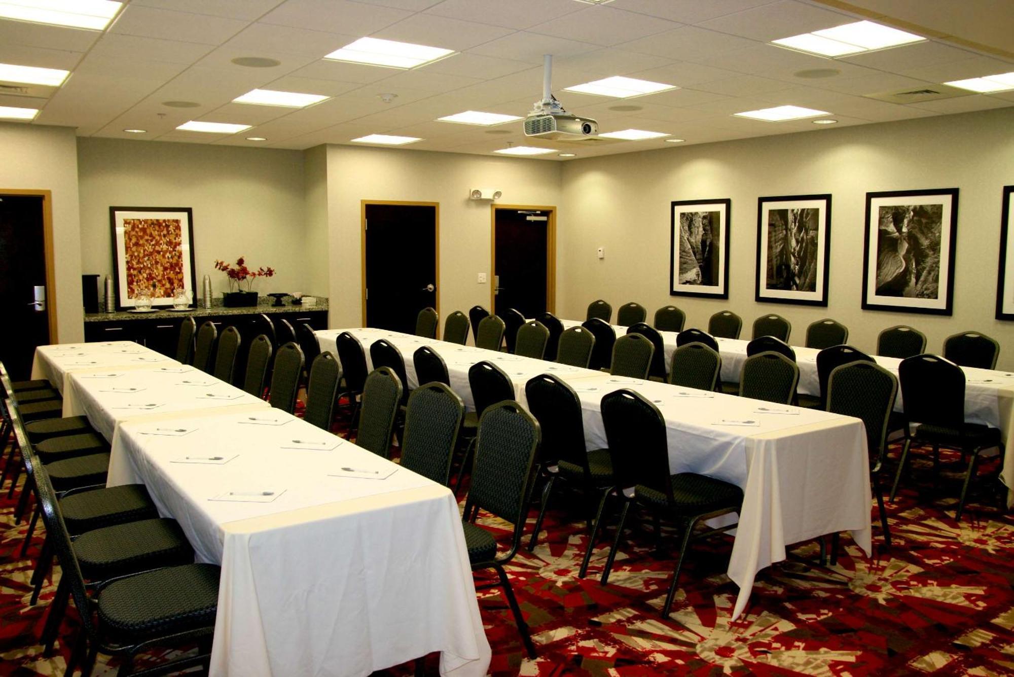 Hampton Inn & Suites Salt Lake City-University/Foothill Drive Экстерьер фото