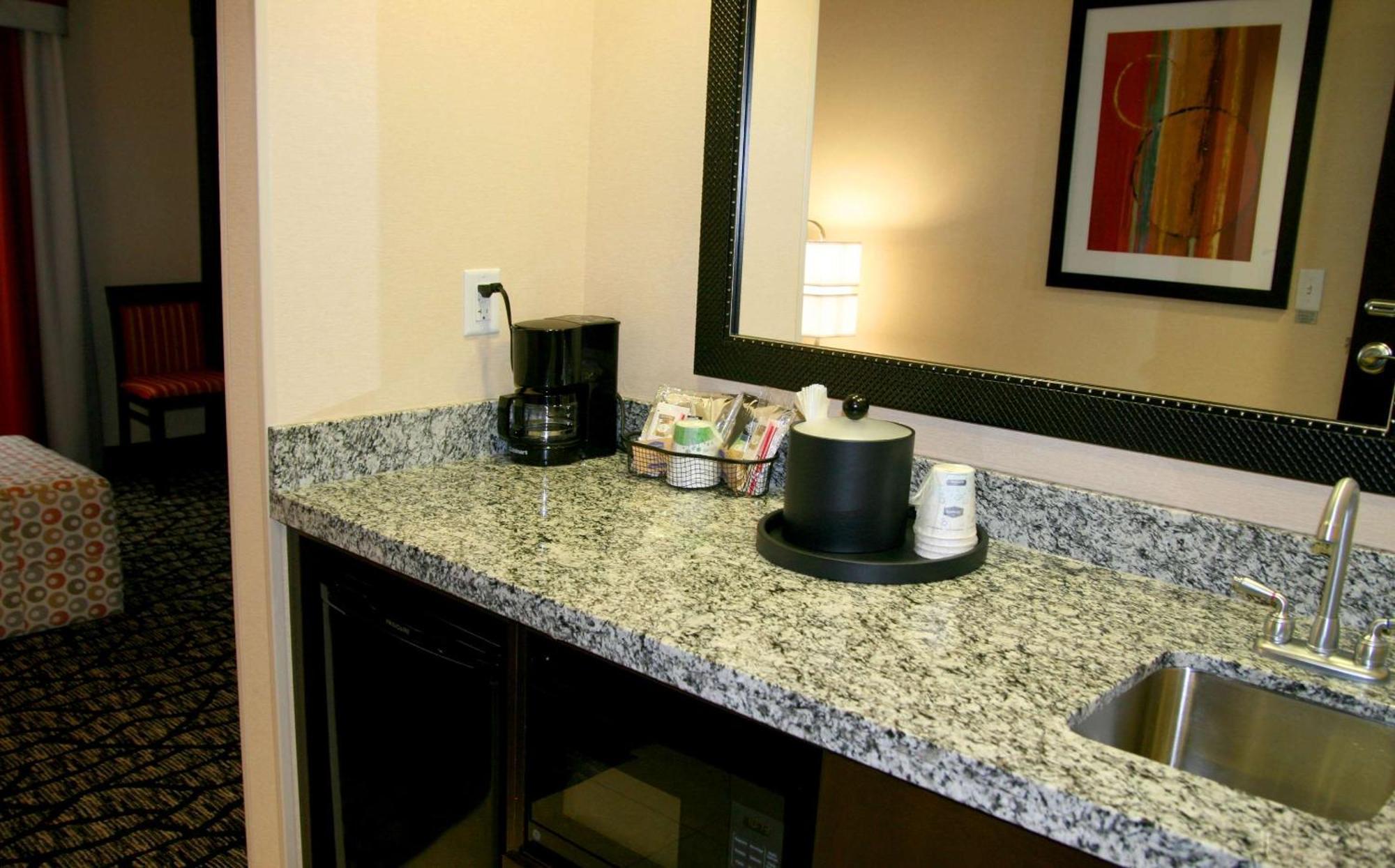 Hampton Inn & Suites Salt Lake City-University/Foothill Drive Экстерьер фото